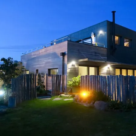 Holiday home A L'accostage Tregastel